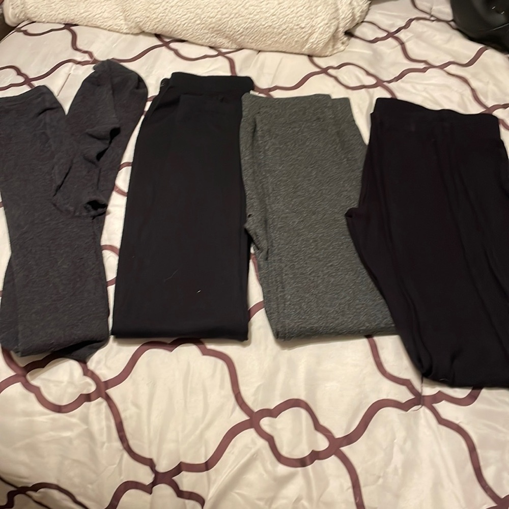 Lot of 4 tights
